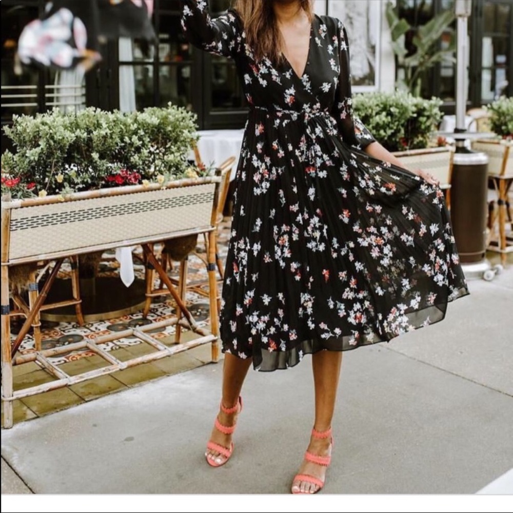 🌺ANN TAYLOR DRESS. NWOT. - Picture 2 of 10
